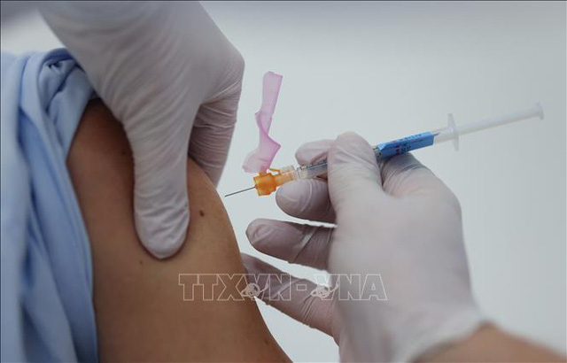 Tiêm 90 mũi vaccine COVID -19 để lấy giấy chứng nhận đem bán